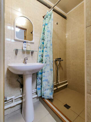 Гостевой дом Пушкин Благовещенск Трехместный номер-5